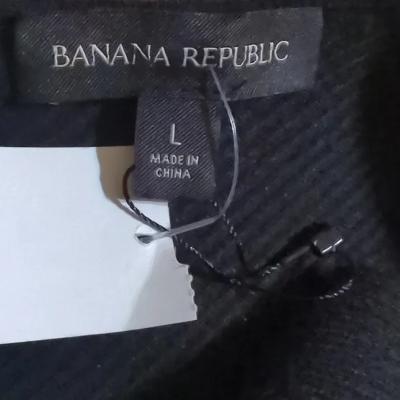 NEW BANANA REPUBLIC V-NECK MIDI SWEATER DRESS - Picture 3 of 6